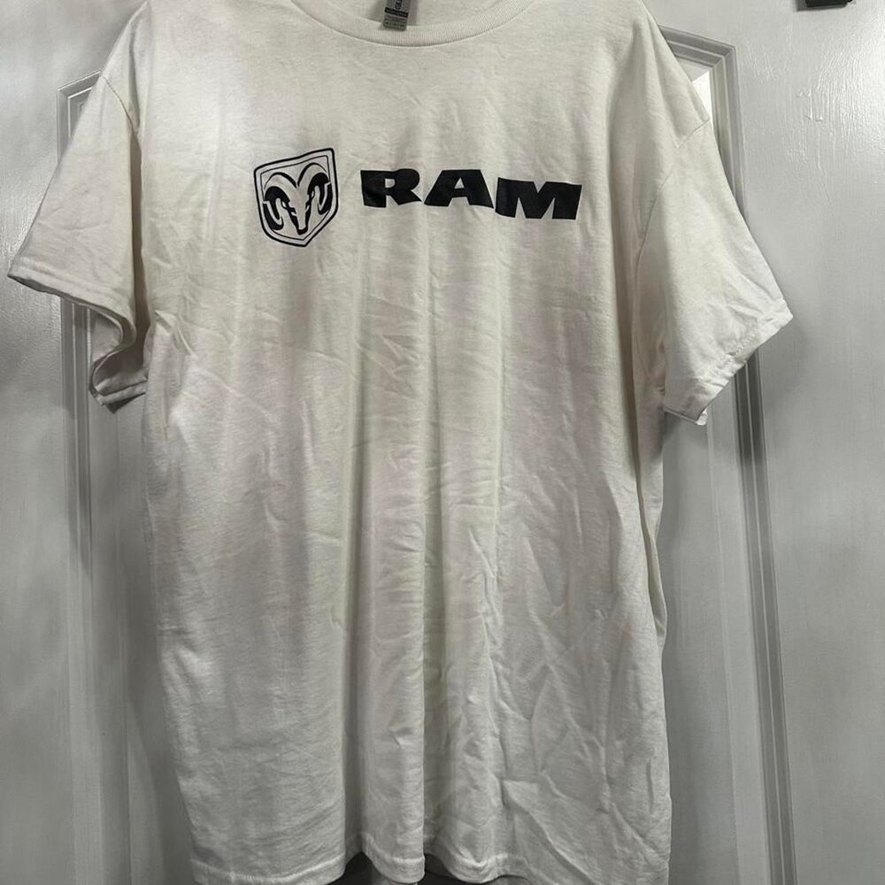 Gildan Men's White RAM T-shirt